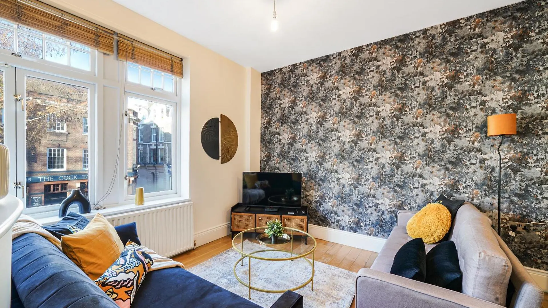 Boutique Central Hackney Abode - Balcony - Sleeps 6 London 0*,  United Kingdom